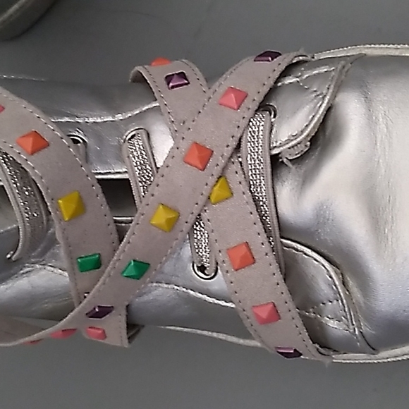 Silver high tops - Picture 5 of 5